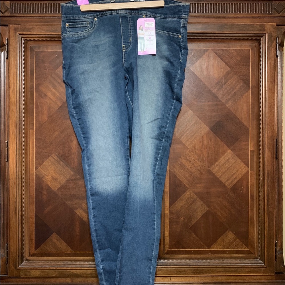 NWT Levi Strauss pull on skinny jean sz 20